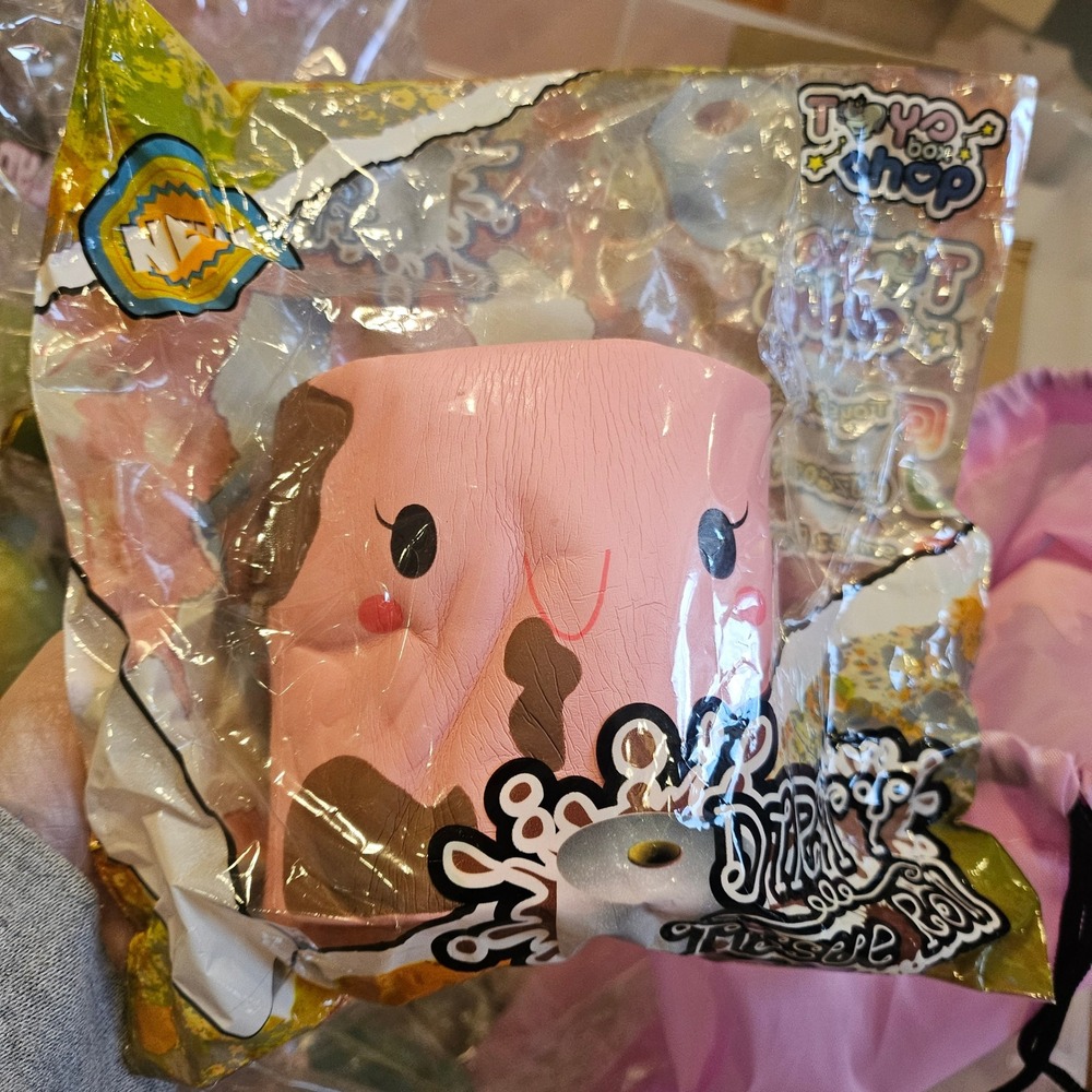 Toysboxshop Squishies Dirty Tissue Roll Toilet Paper Jumbo Squishy Scented RARE